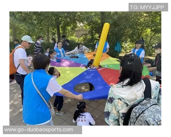 朝阳公园足球场周边休闲活动推荐与亲子互动体验指南